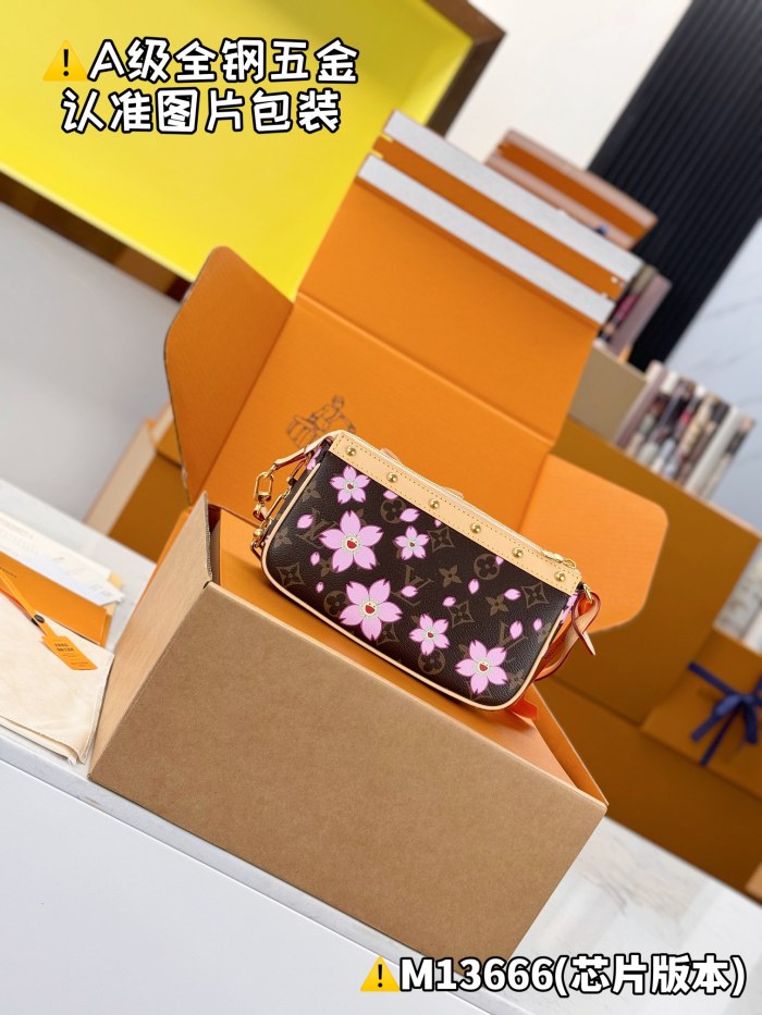 NIGO Louis Vuitton LV x TM POCHETTE ACCESSOIRES Women's Detachable Chain Letter Print Coated Canvas Quilted Leather Shoulder Handbag Bag Bags #nigo76639