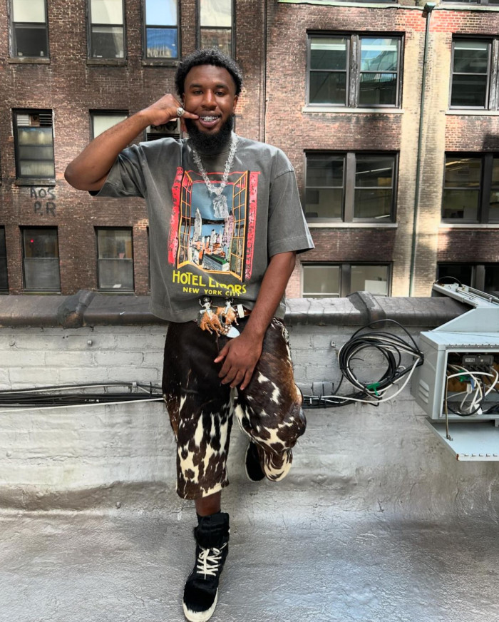 NIGO Self-branded Spring And Summer New 1of1 Leather Cow Fur Shorts High Street Trend Fashion Hip-hop Style Versatile Luxury Wide-legged Shorts Ngvp #nigo1583