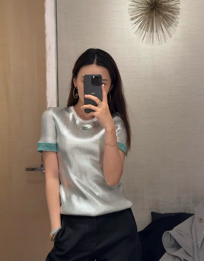 NIGO Chanel Top-quality version Women's Summer Round Neck Colour Block Silver Short Sleeve T-Shirt  Silver Skirt   #312688