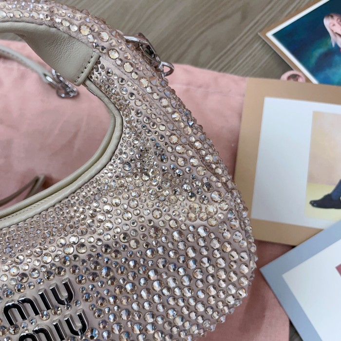 NIGO MiuMiu Wander Women's Metal Engraved Logo Detachable Chain Shoulder Strap Faux Crystal Embellished Shoulder Slanting Handbag Bag Bags #nigo76744