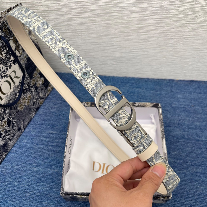 NIGO Dior 30 Montaigne Reversible Belt Women's Cowhide Stitching Logo Canvas Pattern Fashionable Versatile Width 3.5cm And 2cm   #nigo81239