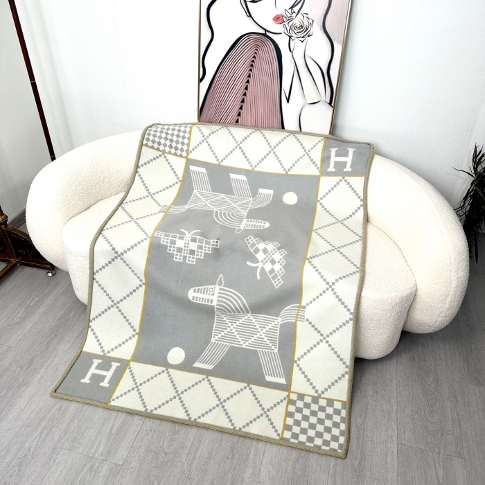 NIGO Hermes Avalon Animaux Nattes Solid Colour Patterned Printed Wool Blanket Furniture Decor Furniture Accessories #nigo76927