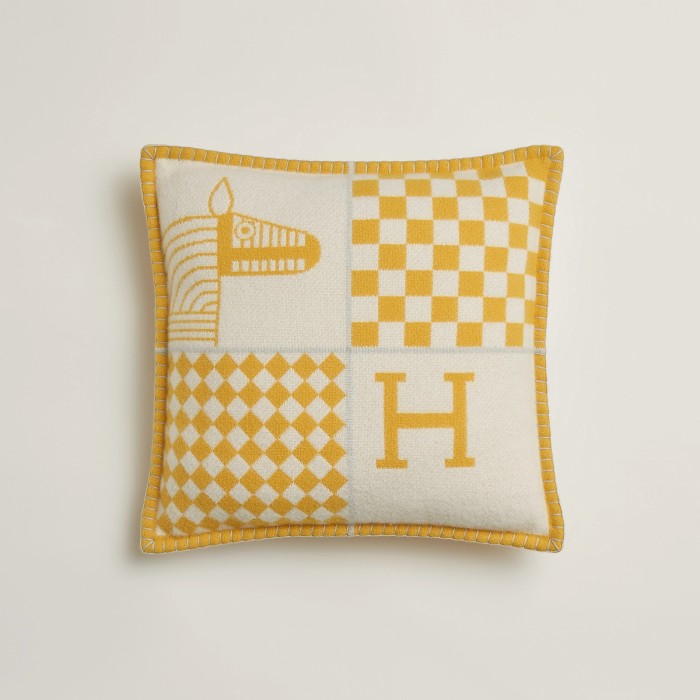 NIGO Hermes Avalon Animaux Nattes Solid Colour Wool Patterned Printed Cushions Pillow Furniture Accessories #nigo76926