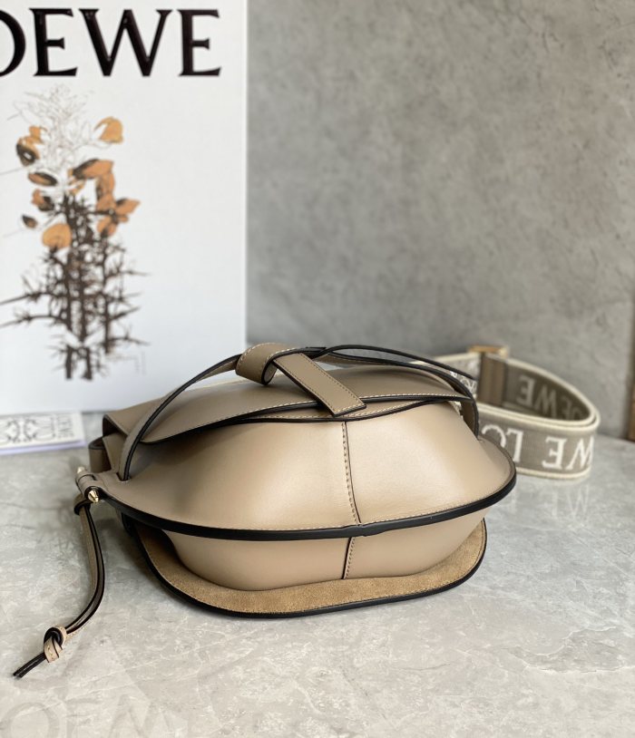 NIGO Loewe Women's Solid Colour Adjustable Shoulder Strap Mini Soft Cowhide Jacquard Gate Dual Shoulder Crossbody Handbag Bag Bags #nigo76932