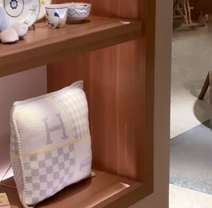 NIGO Hermes Avalon Animaux Nattes Solid Colour Wool Patterned Printed Cushions Pillow Furniture Accessories #nigo76926