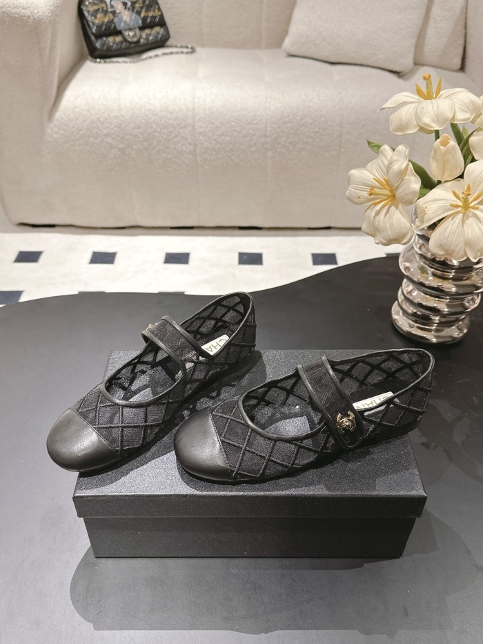 NIGO Chanel Coco Beach 25M Women's Summer Solid Colour Round Toe Velcro Flat Heel Mary Jane Shoes #nigo76944
