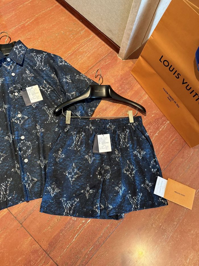 NIGO Louis Vuitton Men's Summer Logo Print Single Breasted Silk Short Sleeved Shirt And Casual Drawstring Shorts Suit Set #nigo76997