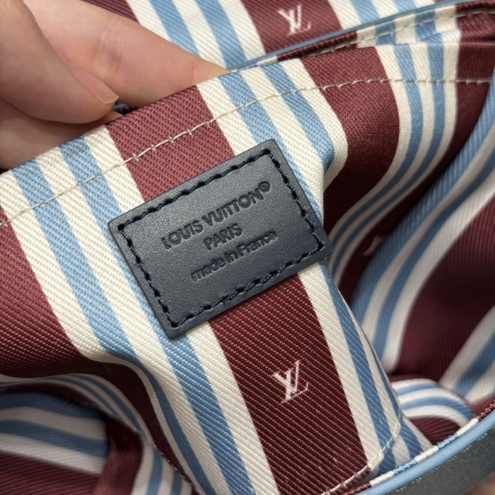 NIGO Louis Vuitton Soul Trunk Men's Detachable Shoulder Strap Solid Color Logo Full Print Coated Canvas Shoulder Bag Storage Bags #nigo77149