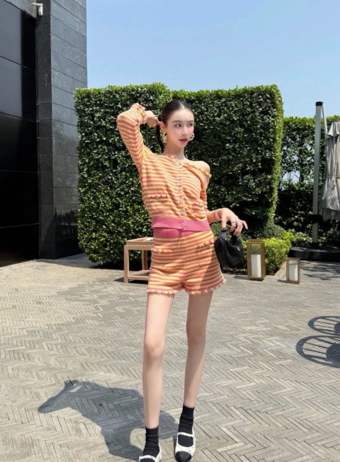 NIGO Chanel Women's Striped Button Spring Autumn Winter Cashmere Single Breasted Color Blocking Long Sleeve Cardigan Ngvp #nigo1686