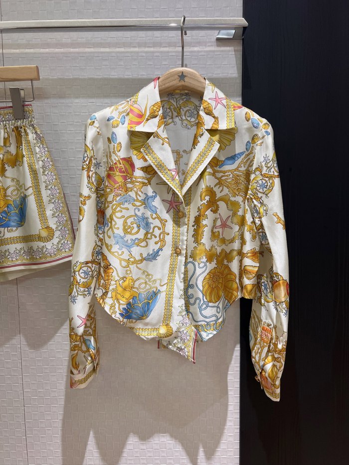 NIGO Versace Women's Summer Starfish Shell Pattern Printed V-neck Single Button Long Sleeved Silk Shirt And Casual Shorts Set Suit #nigo77193
