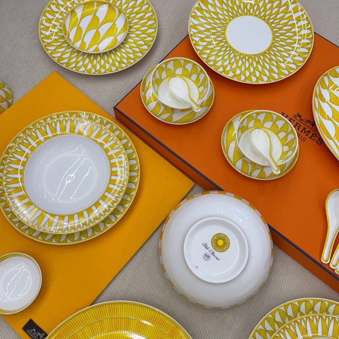 NIGO Hermes Soleil D'Hermes Tableware Collection Ceramic Dinner Plate, Soup Bowl, Soup Spoon, Bone Dish, Fruit Plate Multi-Configuration Set Accessories #nigo81281