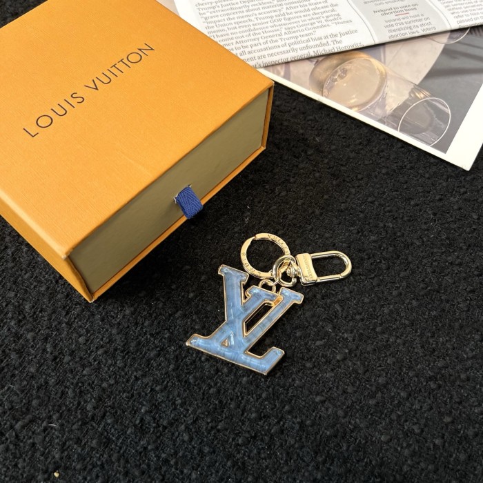 NIGO Louis Vuitton LV Gloss Women's Logo Shaped Golden Key Chain Bag Accessory #nigo77298