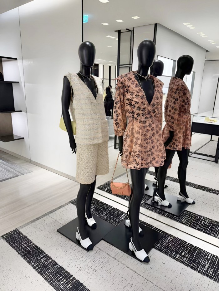 NIGO Chanel Women's Spring/summer Teaser Collection Hollow Out Logo Flower Print Fashion Elegant Dress Matching Shorts Dresses #nigo81364