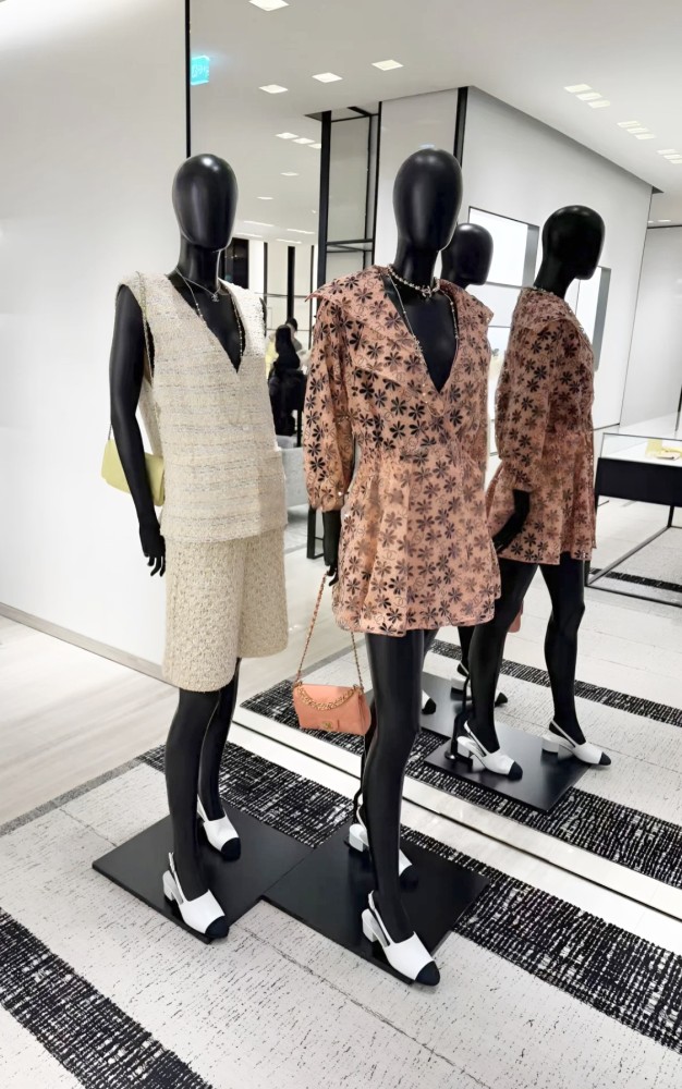 NIGO Chanel Women's Spring/summer Teaser Collection Hollow Out Logo Flower Print Fashion Elegant Dress Matching Shorts Dresses #nigo81364