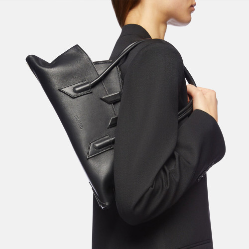 NIGO The Attico ''la Passeggiata Small'' Black Top Handle Women's Spring And Summer Fashion Shaped Clutch Bag Underarm Bag Fashion Design Modern Bags Ngvp #nigo1721