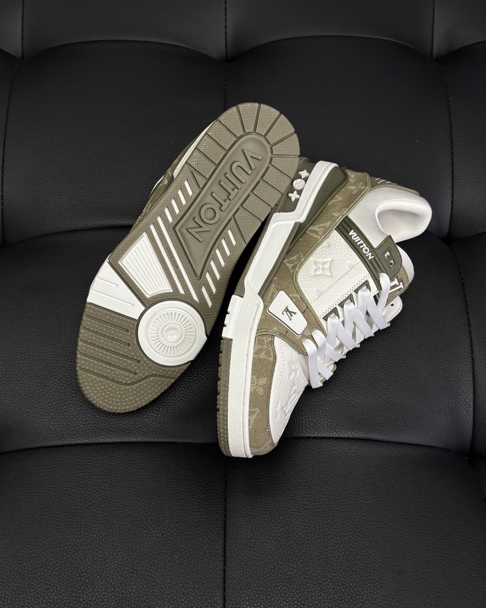 NIGO Louis Vuitton Men's LV Trainer Sneakers Four Seasons Retro Colorblocking Grained Cowhide Leather Mesh Round Toe Lace-Up Low Casual Shoes #nigo81323