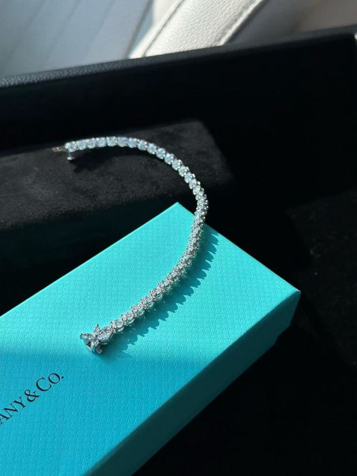 NIGO Tiffany & Co.  Women's Tiffany Victoria™ Collection Diamonds Tennis Bracelet Solid Color Fashion Jewelry Accessories Ngvp #nigo1776