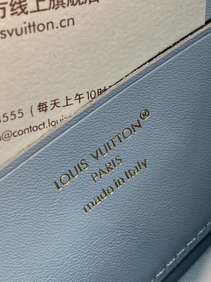 NIGO Louis Vuitton WALLET ON CHAIN LV BLOOM Women's Solid Color Metal Chain Shoulder Strap Cowhide Leather Handbag Single Shoulder Crossbody Bag Bags #nigo77333
