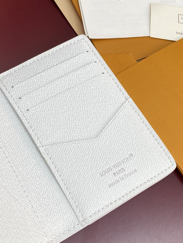 NIGO Louis Vuitton Men's Solid Color Logo Print Holiday Sports Series Leather Card Holder Wallet Bag Bags #nigo77332