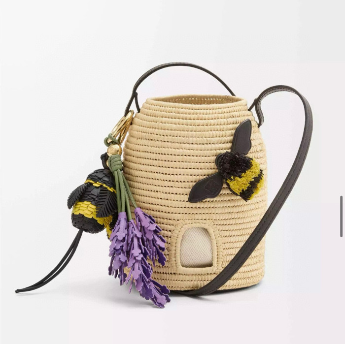 NIGO Loewe Women's Floral Pendant Cow Leather Lavender Solid Color Hanging Jewelry Accessories Ngvp #nigo1811