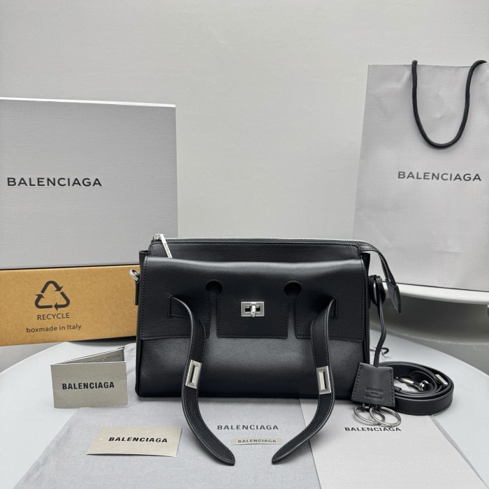 NIGO Balenciaga Bel Air Men's Solid Color Distressed Silver Metal Accessory Cowhide Messenger Bag Shoulder Bags #nigo77339