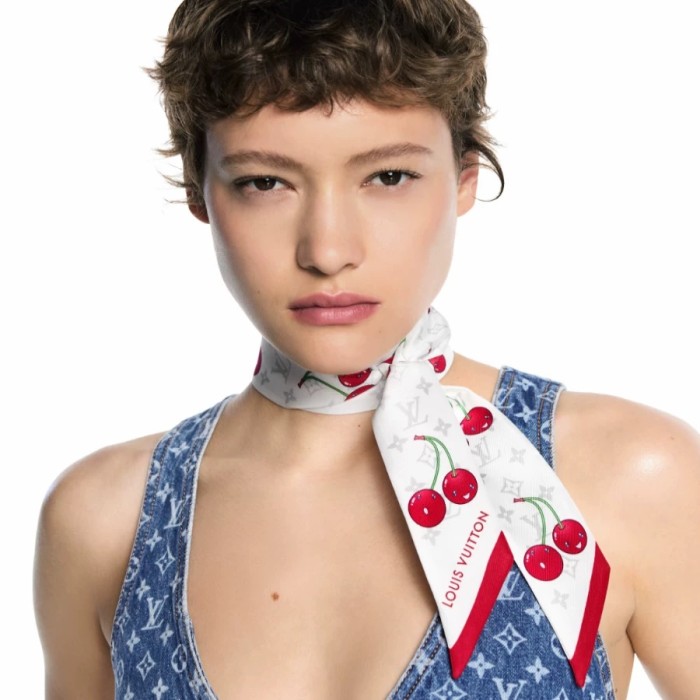 NIGO Louis Vuitton LV x TM Monogram Cerise Women's Cherry Pattern Letter Print Solid Colour Pure Silk Headband Scarf #nigo77352