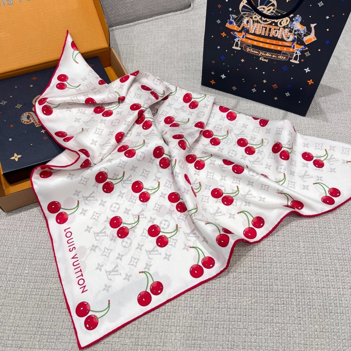 NIGO Louis Vuitton LV x TM MONOGRAM CERISE 90 Women's Cherry Pattern Letter Print Solid Color Pure Silk Square Scarf #nigo77353