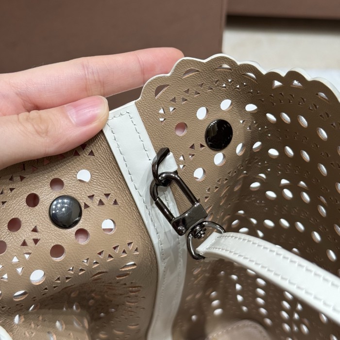 NIGO Alaia MINA 20 BAG IN VIENNE WAVE CALFSKIN Women's Solid Color Openwork Design Button Closure Wave Calfskin Shoulder Bag Handbag Bags #nigo77381