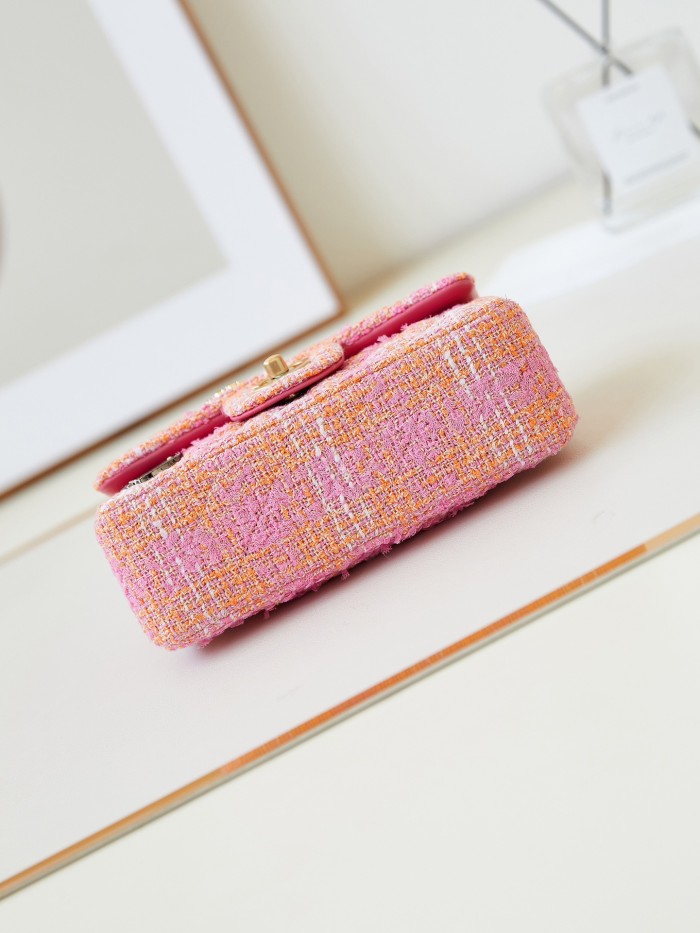 NIGO Chanel Women's Pink Chain Tartan Fabric Badge Print Single Shoulder Crossbody Bag Bags #nigo77412