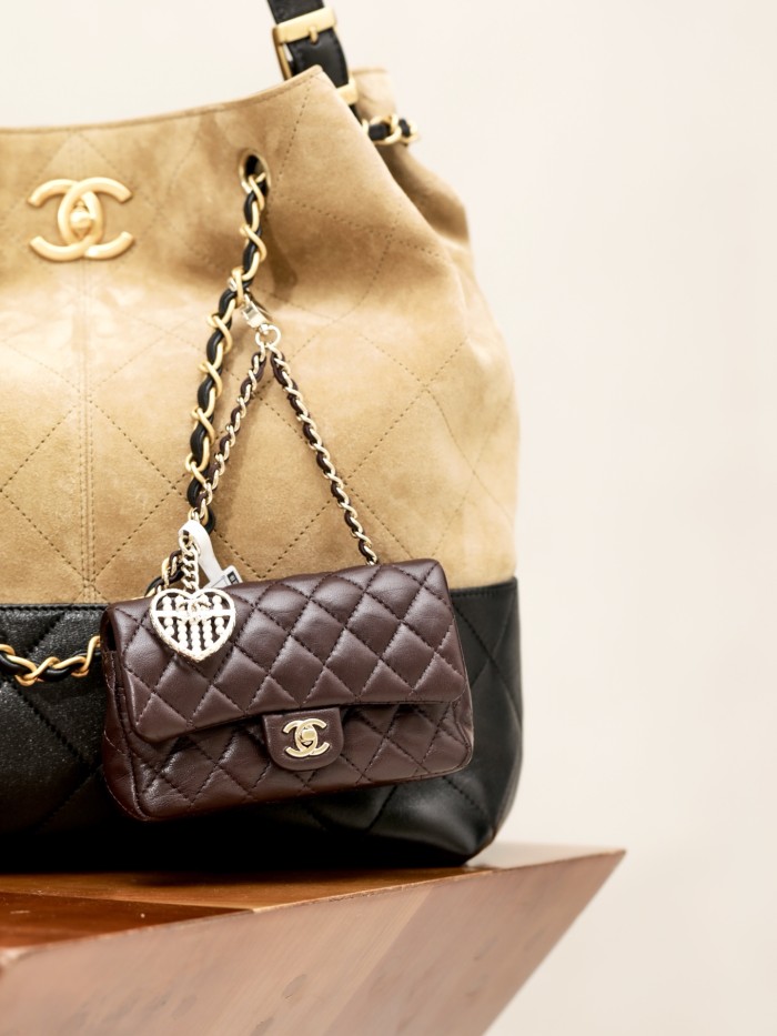 NIGO Chanel Women's Multicolored Chain Shoulder Strap Suede And Leather Shoulder Bag Handbag Bags #nigo77468