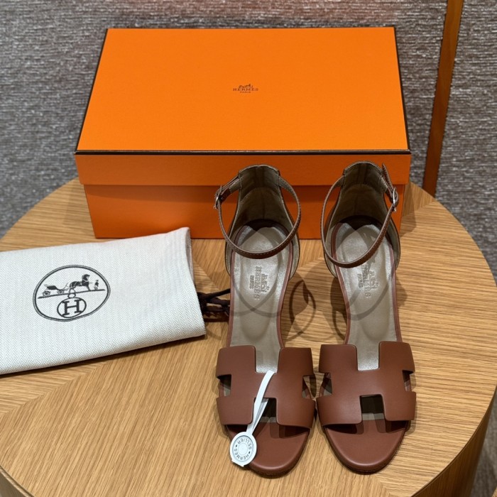 NIGO Hermes Legend Women's Solid Color Summer Solid Color Open Toe Buckle Leather Thick Sole High Heel Sandals Shoes #nigo77466
