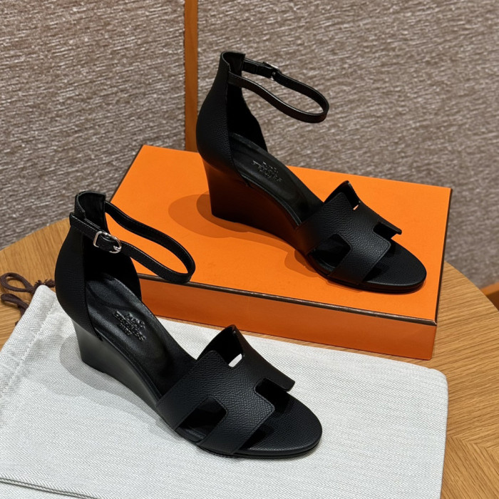 NIGO Hermes Legend Women's Solid Color Summer Solid Color Open Toe Buckle Leather Thick Sole High Heel Sandals Shoes #nigo77466