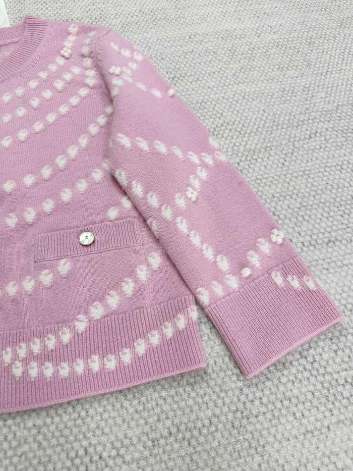 NIGO Chanel Women's Pearl Chain Embroidery Spring, Autumn And Winter Solid Color Long-Sleeved Round Neck Cashmere Cardigan Ngvp #nigo1844