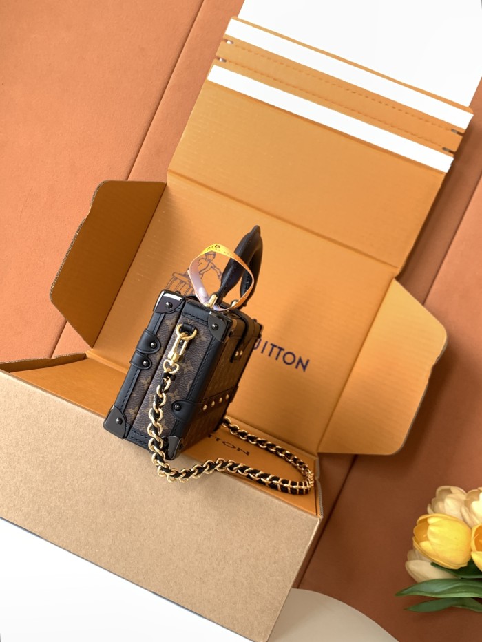 NIGO Louis Vuitton PETITE MALLE Women's Brown Letter Print Removable Adjustable Simple Magnetic Clasp Canvas and Leather Trim Box Bag Handbag Shoulder Bags #nigo77526