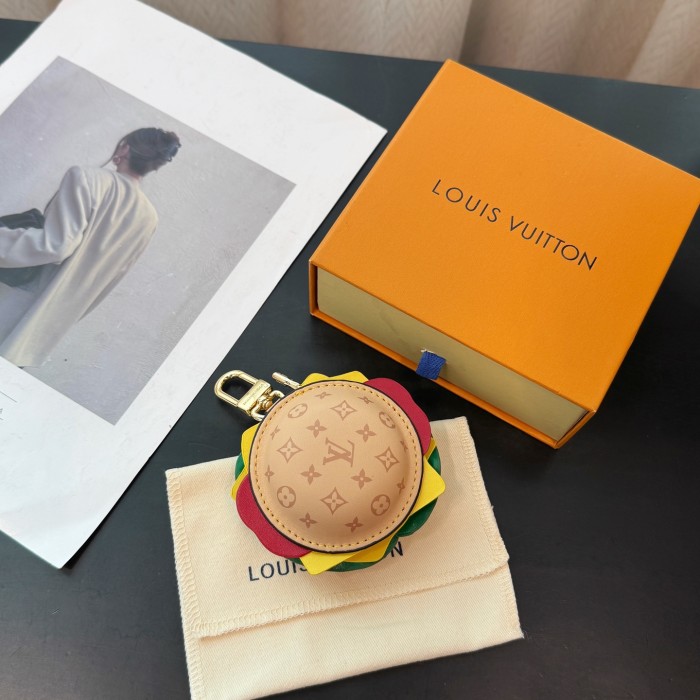 NIGO Louis Vuitton Letter-printed Leather Hamburger-shaped Earphone Bag Bags Charm #nigo77581
