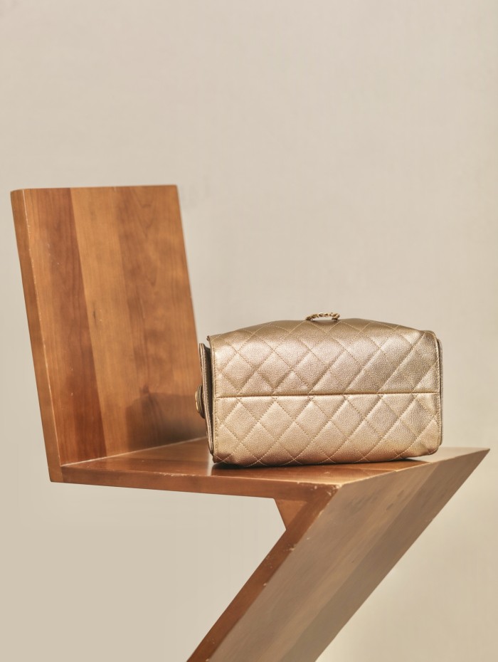 NIGO Chanel Women's Classic Double C Logo Solid Color Cowhide & Leather Tote Shoulder Bag Bags #nigo77572