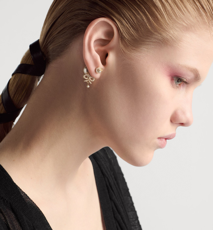 NIGO Dior Tribales Women's Gold Pattern Pendant Pearl Stud Earrings Jewelry Accessories #nigo77639