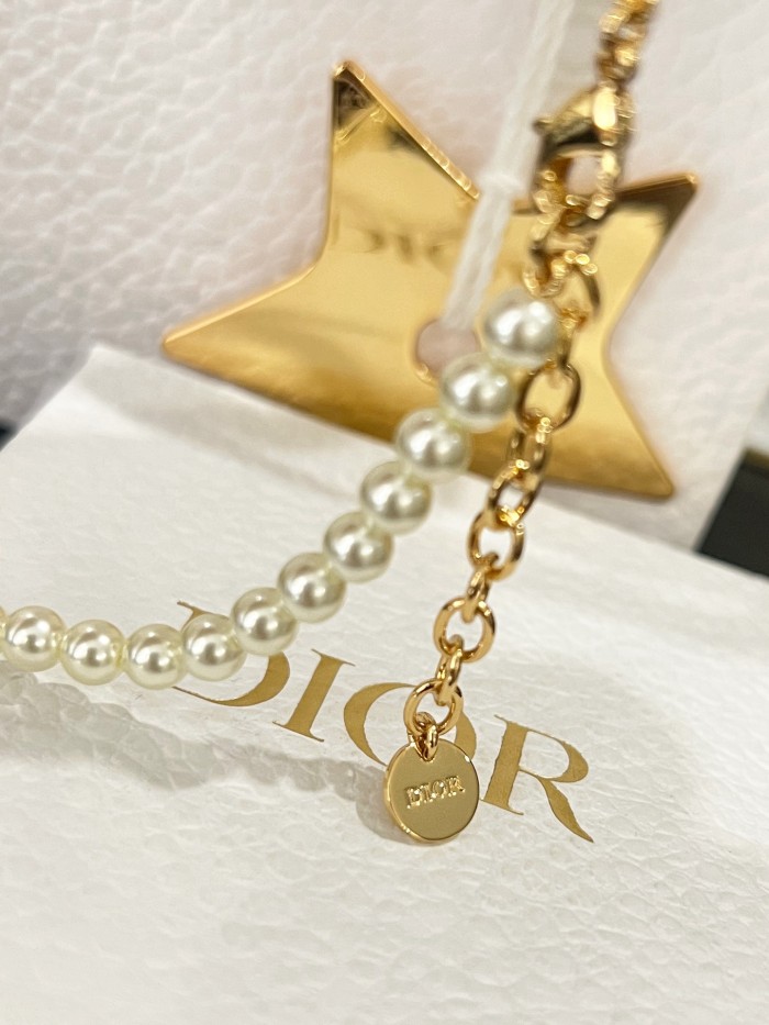 NIGO Dior Evolution Women's Gold Letter Pattern Resin Pearl Necklace Jewelry Accessories #nigo77636