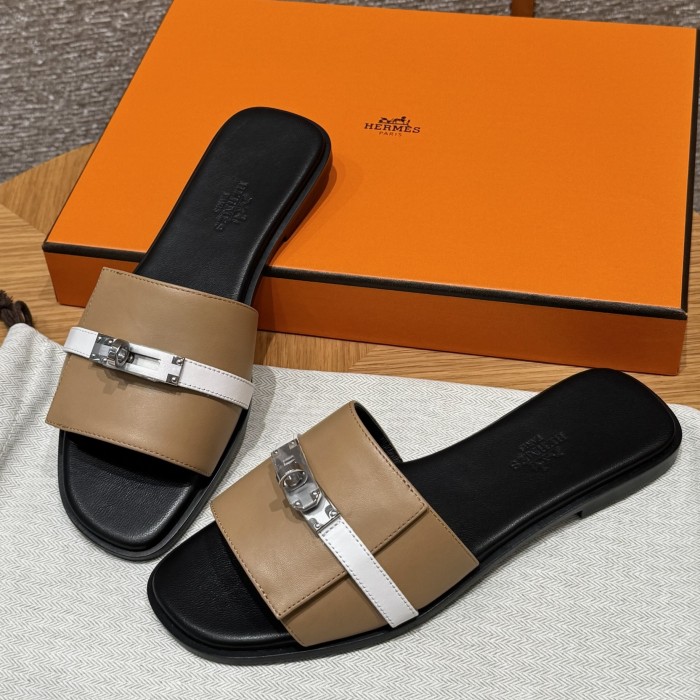 NIGO Hermes Giulia Women's Summer Metal Buckle Round Toe Leather Sandals Slippers Shoes #nigo77657