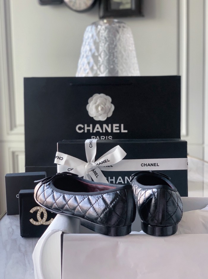 NIGO Chanel Women's Spring/Summer Solid Color Diamond Textured Leather Ballet Shoes #nigo77665