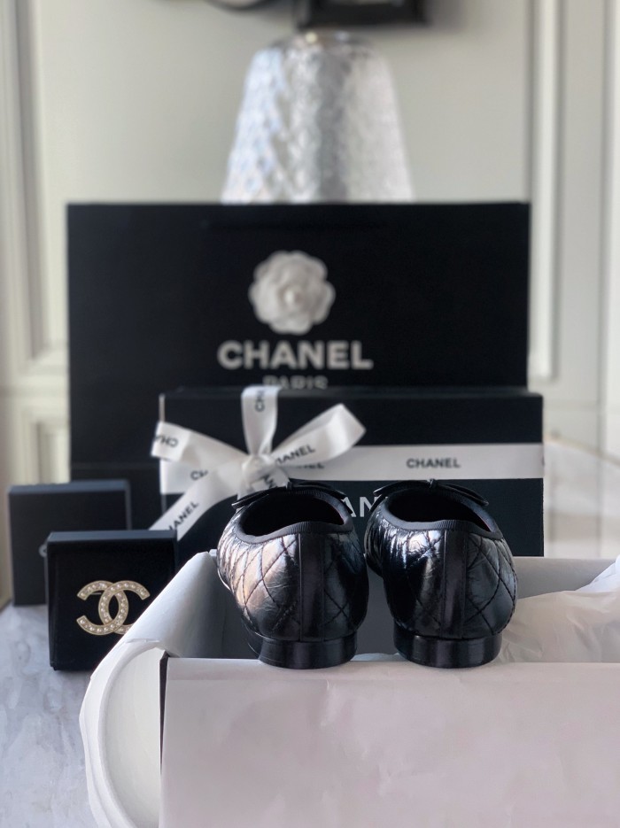 NIGO Chanel Women's Spring/Summer Solid Color Diamond Textured Leather Ballet Shoes #nigo77665