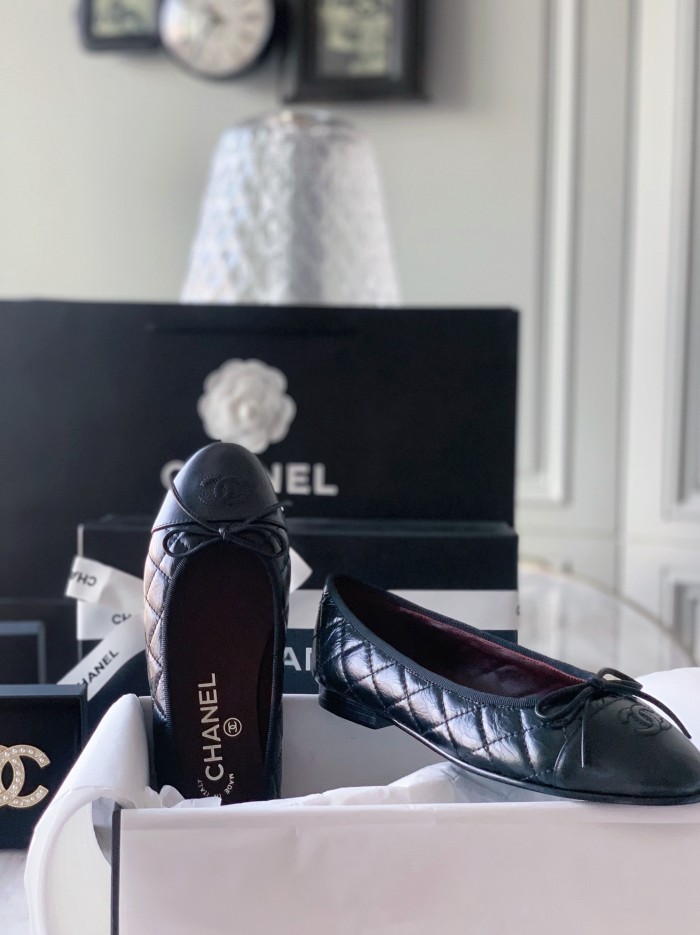 NIGO Chanel Women's Spring/Summer Solid Color Diamond Textured Leather Ballet Shoes #nigo77665