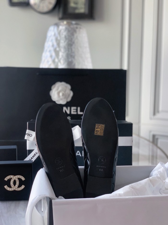 NIGO Chanel Women's Spring/Summer Solid Color Diamond Textured Leather Ballet Shoes #nigo77665