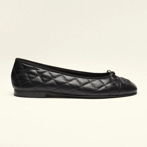 NIGO Chanel Women's Spring/Summer Solid Color Diamond Textured Leather Ballet Shoes #nigo77665