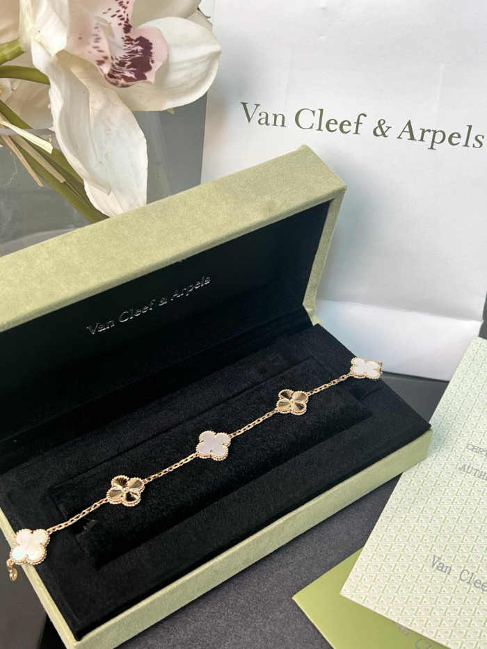 NIGO Van Cleef&Arpels Women's Solid Color Fashion 5 Four Leaves Lucky Patterns Jewelry Accessories #nigo77725