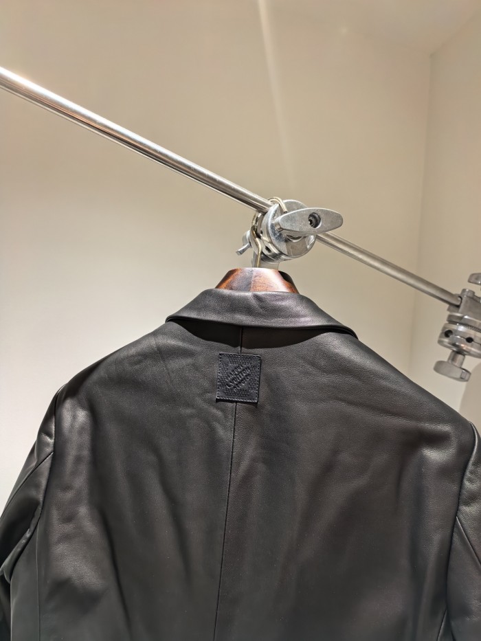 NIGO Louis Vuitton Men's Spring/Autumn Solid Color Single-Breasted V-Neck Leather Long-Sleeved Suit Jacket #nigo77734