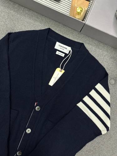 NIGO Thom Browne Men's Spring & Autumn Striped Solid Color V-Neck Cashmere Fitted Long Sleeve Knit Cardigan Ngvp #nigo1945