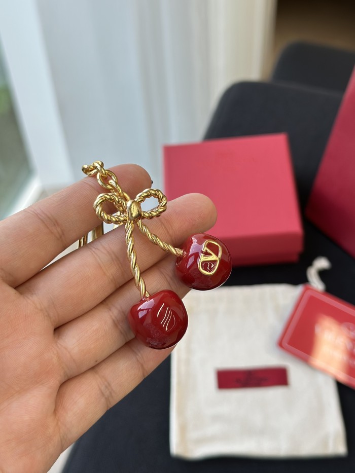 NIGO Valentino CHEZ Women's Metal And Enamel Cherry Shaped Bag Charm And KeyRing Accessories #nigo77773