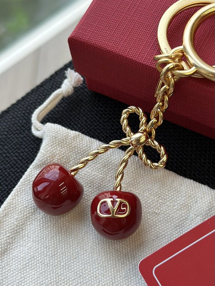 NIGO Valentino CHEZ Women's Metal And Enamel Cherry Shaped Bag Charm And KeyRing Accessories #nigo77773