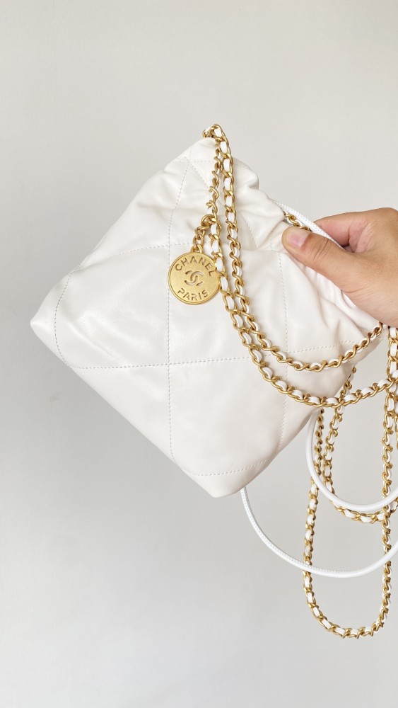 NIGO Chanel Women's Solid Color Logo Drawstring Closure Chain Shoulder Strap Glossy Calfskin Shoulder Crossbody Bag Bags #nigo77838